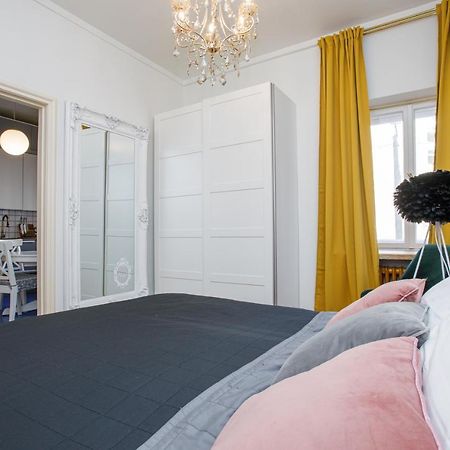 Apartment Peegel In City Center Free Parking Reval Exterior foto