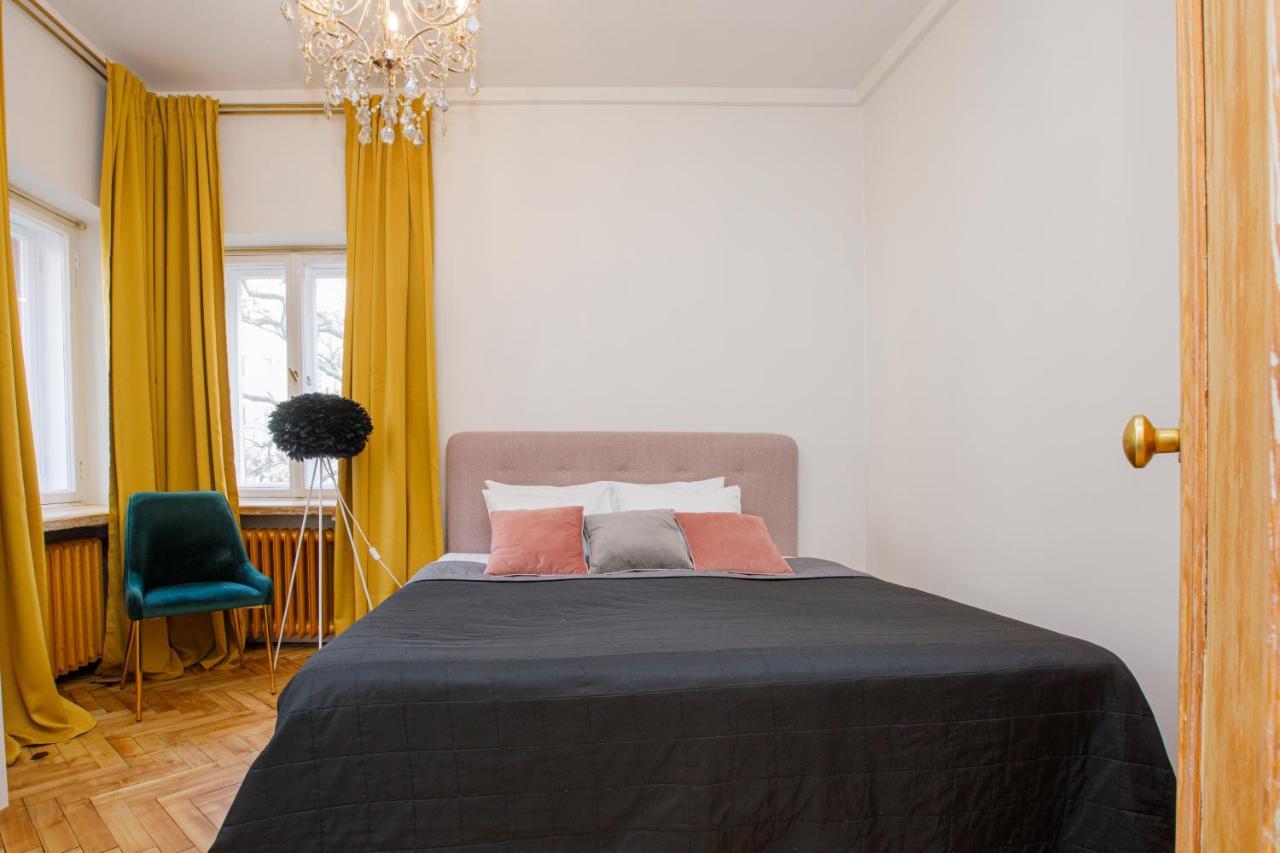 Apartment Peegel In City Center Free Parking Reval Exterior foto