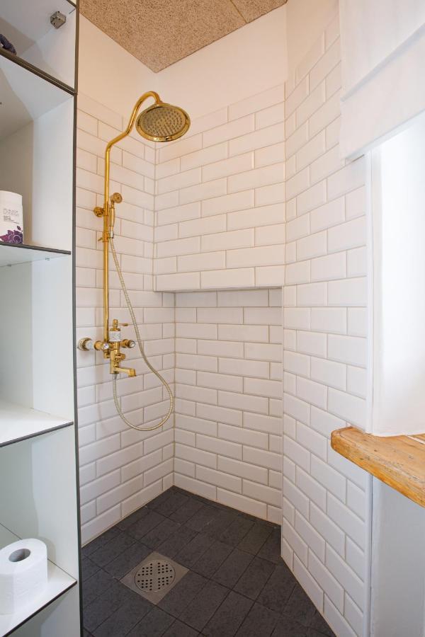 Apartment Peegel In City Center Free Parking Reval Exterior foto